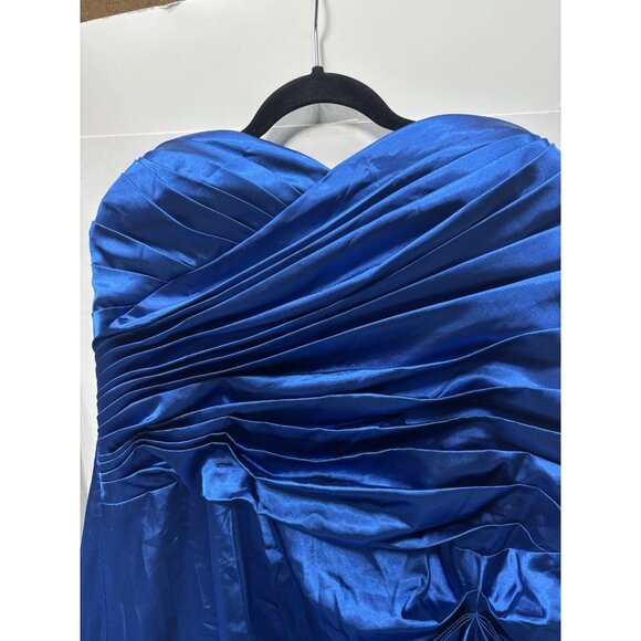 Plus Size 2X Blue Formal Evening Dress Sleeveless Gown for Weddings or Events - Picture 2 of 16
